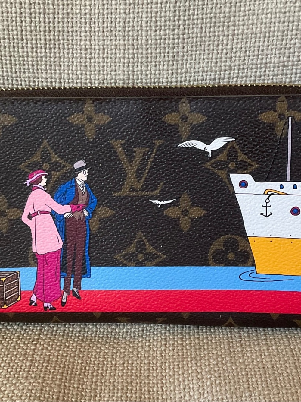 Louis Vuitton Illustre LE Transatlantic zippy wallet in EUC